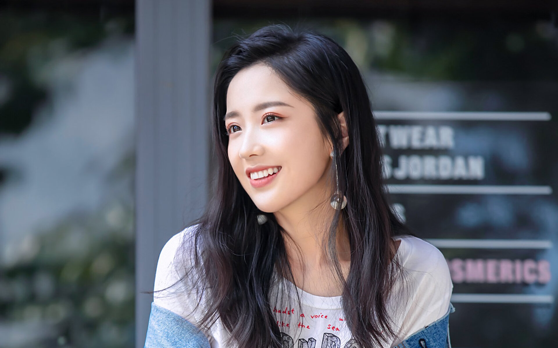 史上“炸裂”的扣篮大比拼，谁才是你的“空中飞人”？，空中接力扣篮视频