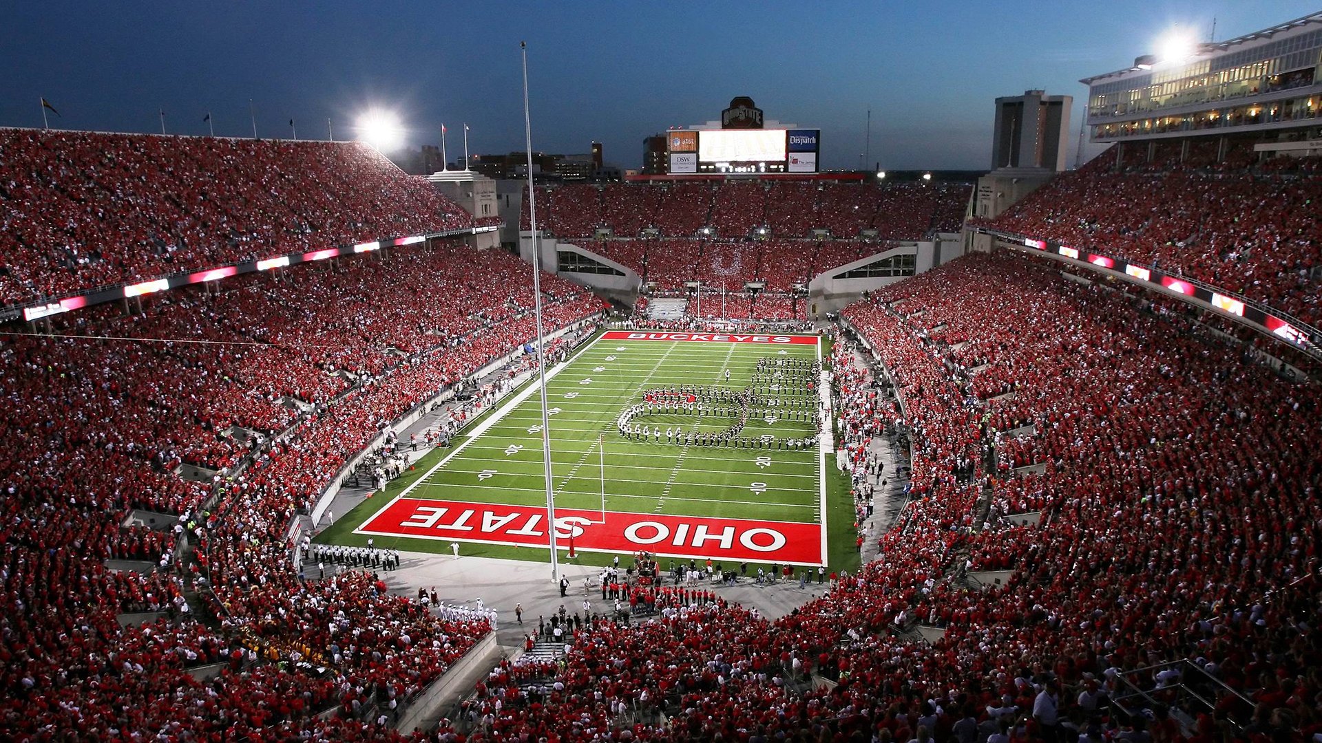 詹姆斯超越科比升至历史得分榜第三，詹姆斯总得分超越科比的比赛