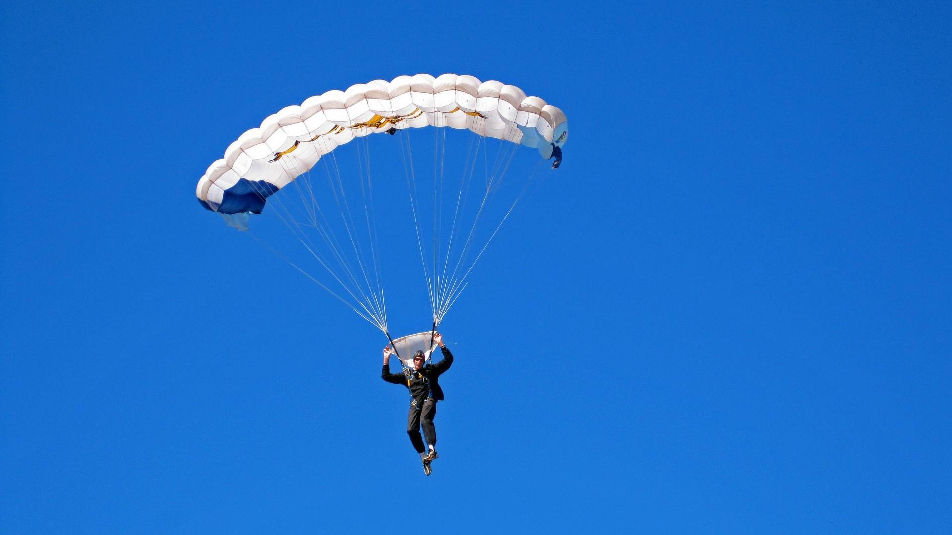 划频节奏控制精准，稳定发挥出色，划幅和划频